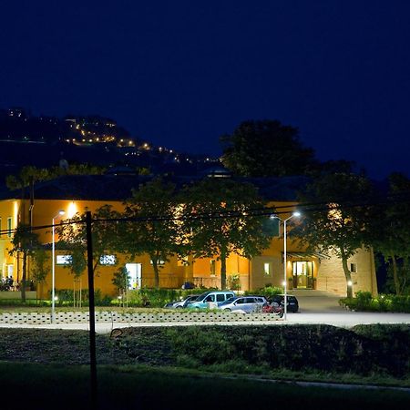 Relais Villa Fornari Camerino Exteriör bild