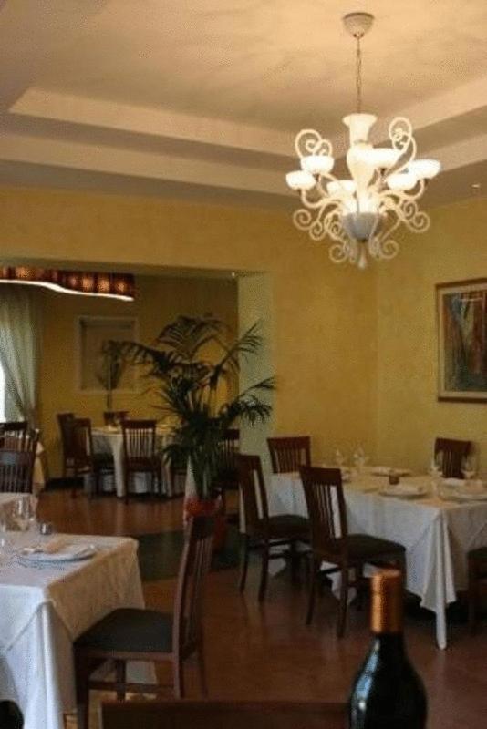 Relais Villa Fornari Camerino Exteriör bild