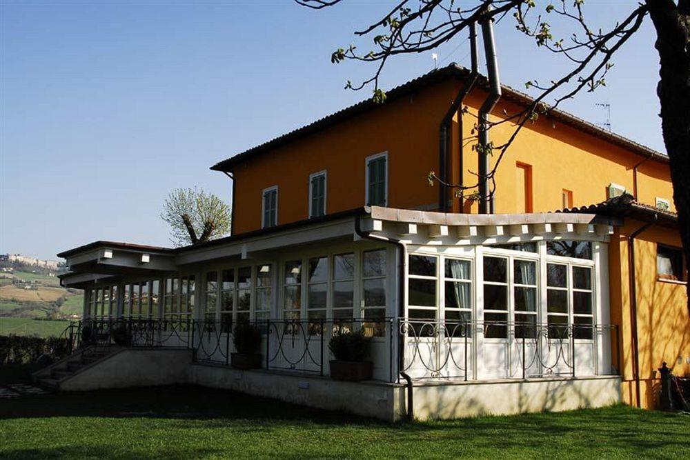 Relais Villa Fornari Camerino Exteriör bild
